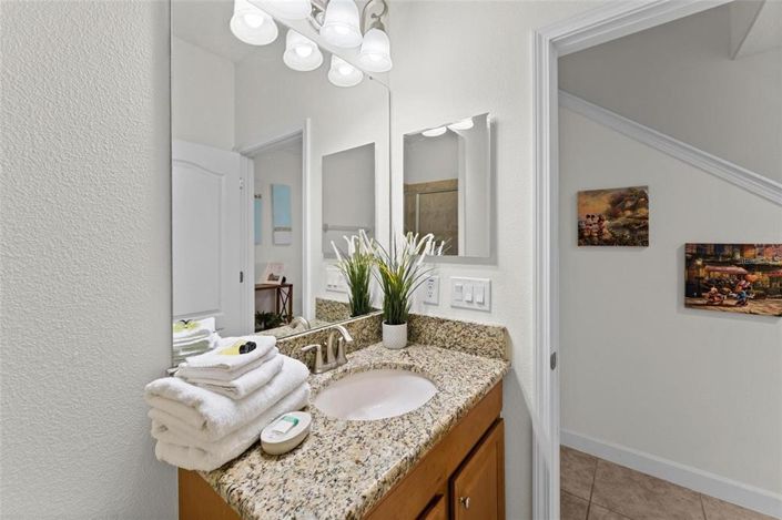 Image No.20-4 Bed Townhouse for sale