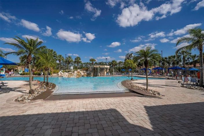 Image No.41-4 Bed Townhouse for sale