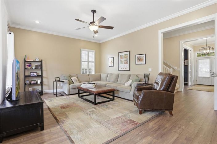 Image No.18-4 Bed Property for sale