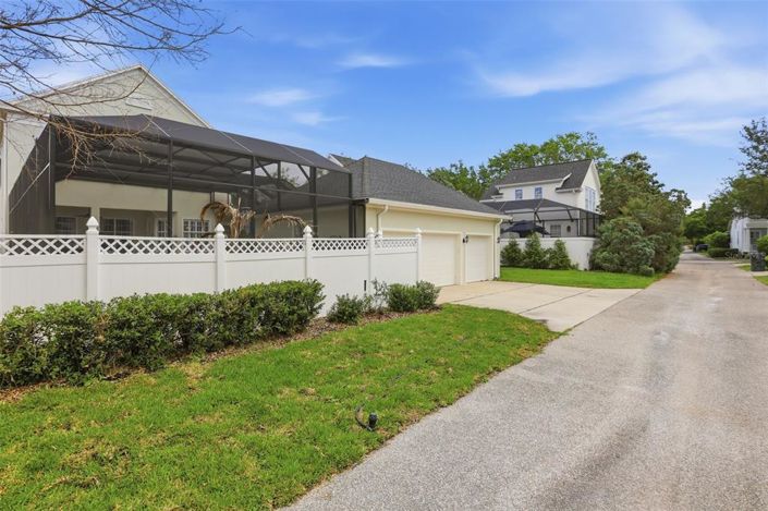 Image No.58-4 Bed Property for sale