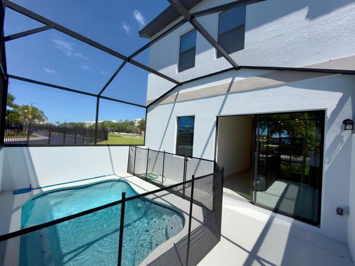 Image No.3-5 Bed Townhouse for sale