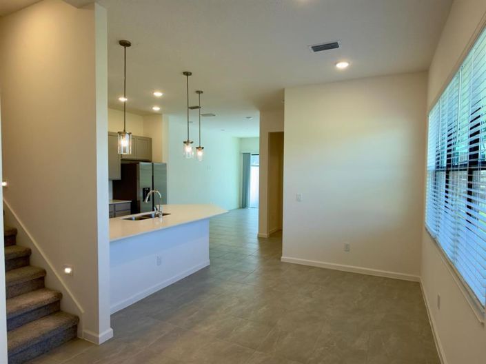 Image No.4-5 Bed Townhouse for sale