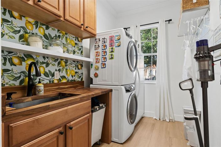 Image No.38-4 Bed Property for sale