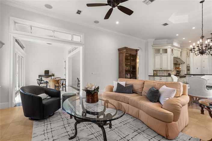 Image No.18-4 Bed Property for sale