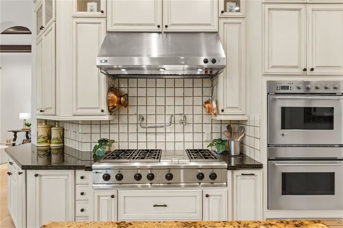 Image No.27-4 Bed Property for sale