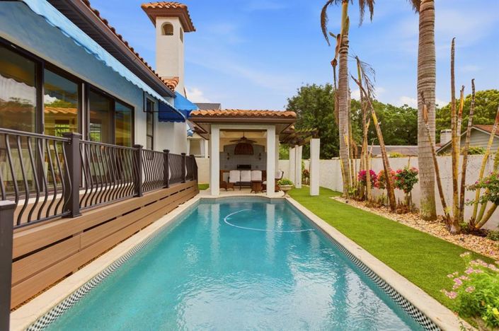 Image No.54-4 Bed Property for sale