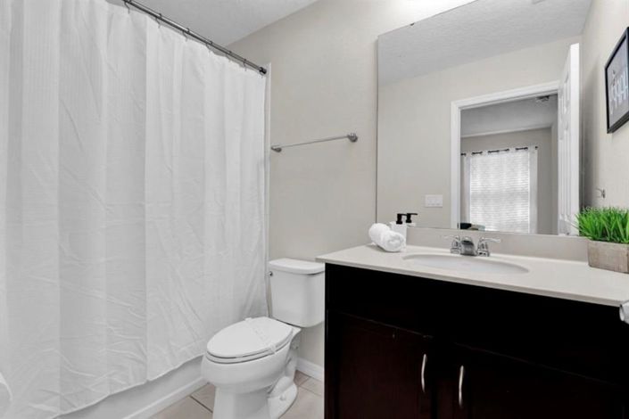 Image No.16-5 Bed Townhouse for sale