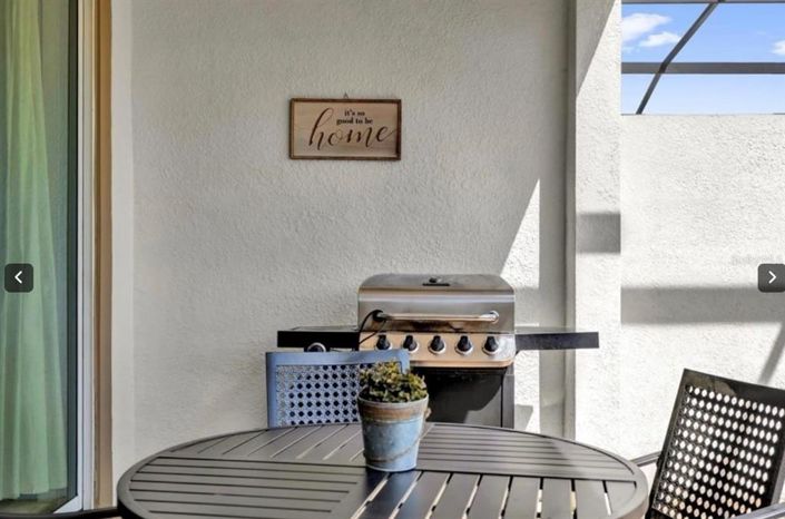 Image No.29-5 Bed Townhouse for sale