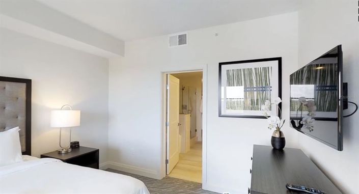 Image No.12-2 Bed Property for sale