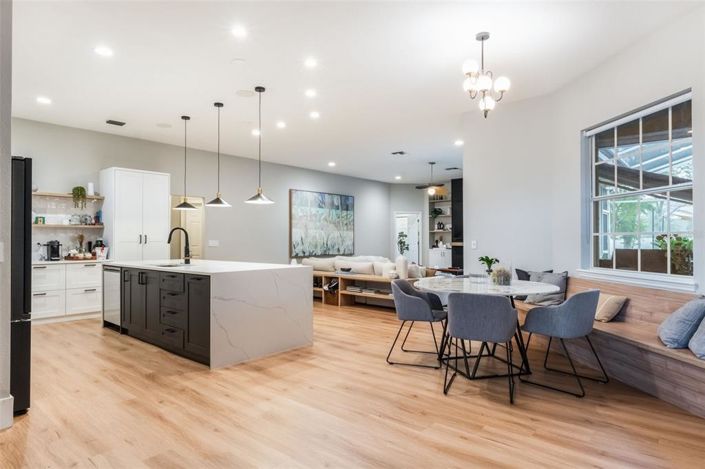 Image No.13-4 Bed Property for sale