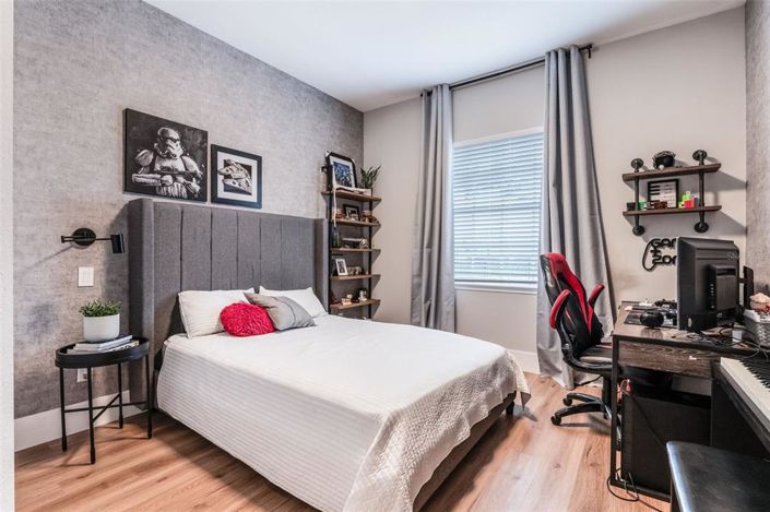 Image No.20-4 Bed Property for sale