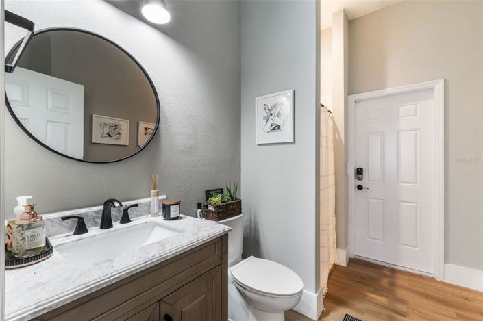 Image No.23-4 Bed Property for sale