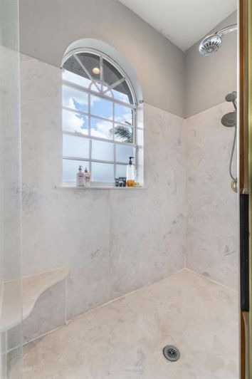 Image No.25-4 Bed Property for sale