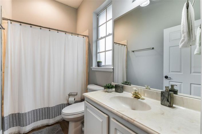 Image No.27-4 Bed Property for sale