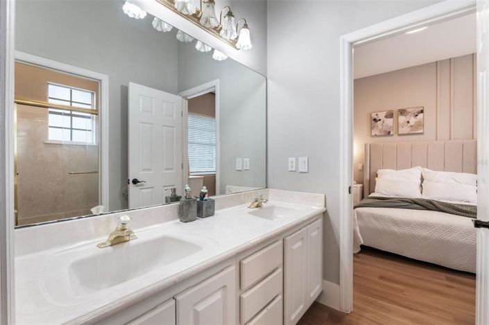 Image No.29-4 Bed Property for sale