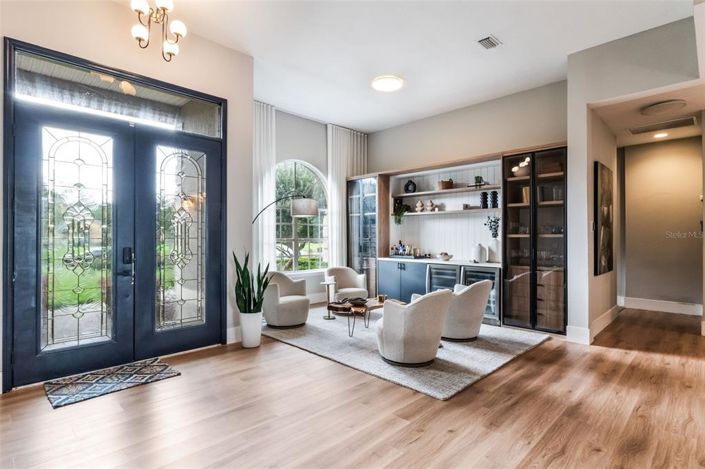 Image No.3-4 Bed Property for sale