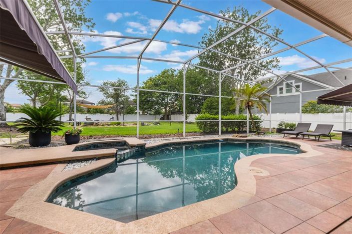 Image No.37-4 Bed Property for sale