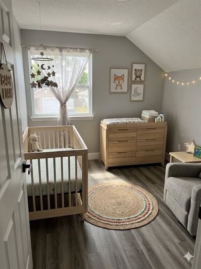 Image No.17-4 Bed Property for sale