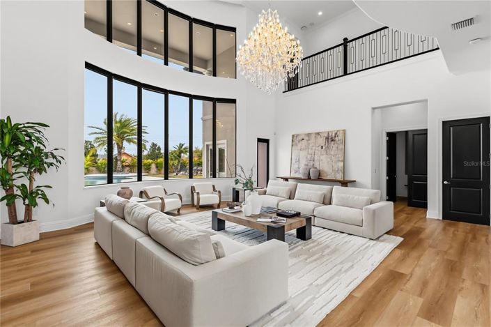 Image No.7-6 Bed Property for sale