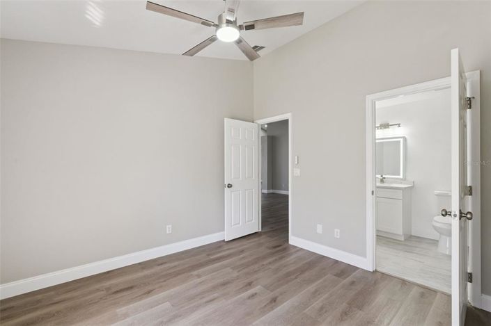 Image No.31-Propriété de 4 chambres à vendre à Clermont