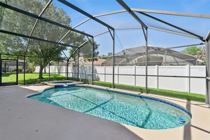 Image No.48-Propriété de 4 chambres à vendre à Clermont