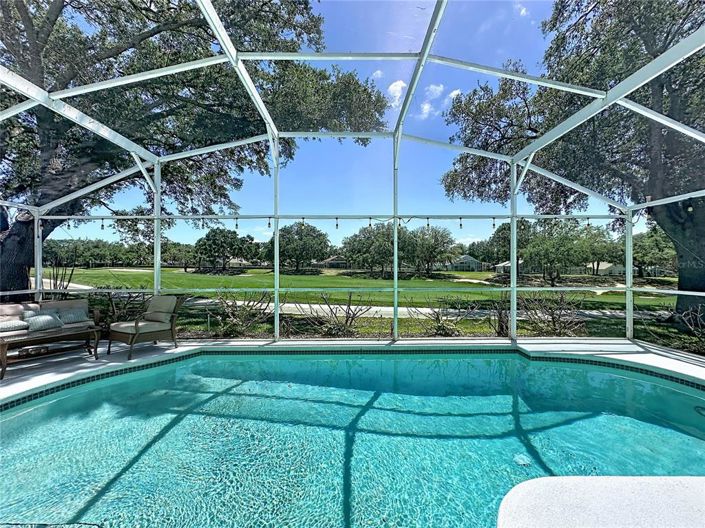 Image No.2-4 Bed Property for sale