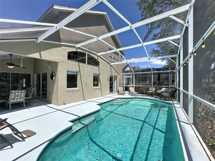 Image No.25-4 Bed Property for sale