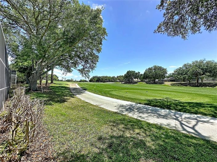 Image No.28-4 Bed Property for sale