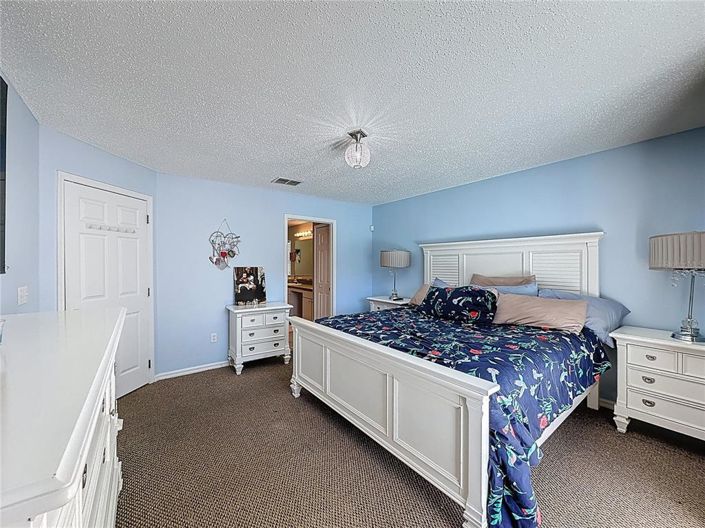 Image No.30-4 Bed Property for sale