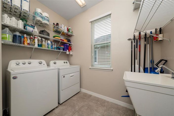 Image No.28-4 Bed Property for sale