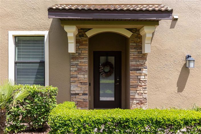 Image No.5-2 Bed Property for sale