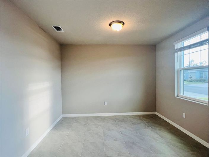 Image No.4-Propriété de 4 chambres à vendre à Clermont