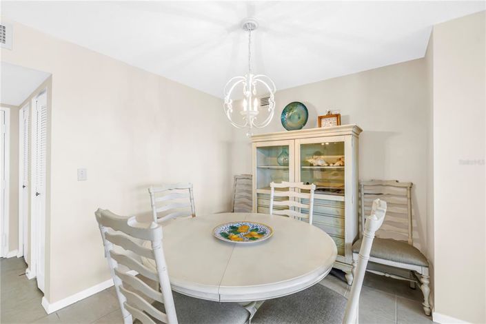 Image No.12-2 Bed Property for sale