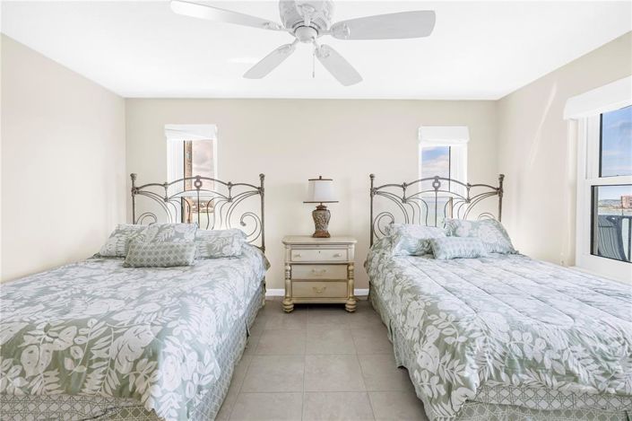 Image No.22-2 Bed Property for sale