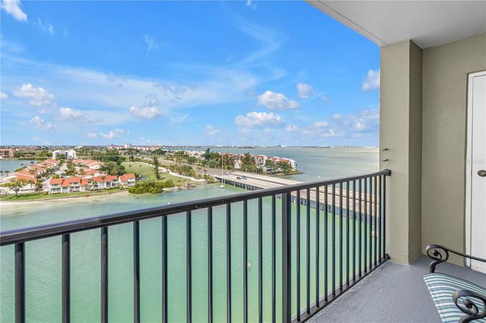 Image No.28-2 Bed Property for sale