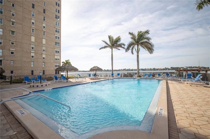 Image No.47-2 Bed Property for sale