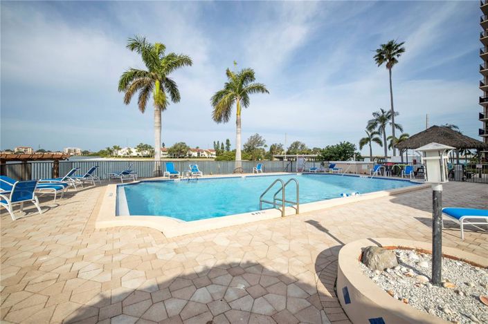 Image No.6-2 Bed Property for sale