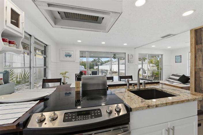 Image No.7-Propriété de 2 chambres à vendre à Sarasota