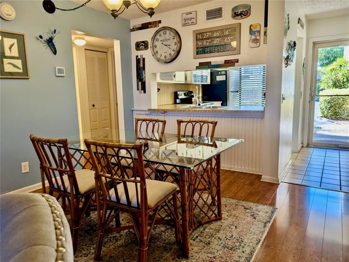 Image No.9-Propriété de 2 chambres à vendre à St. Petersburg