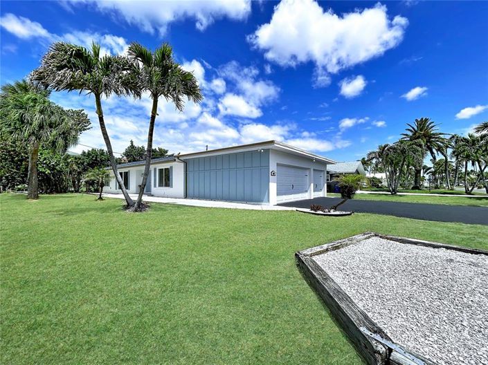 Image No.16-3 Bed Property for sale