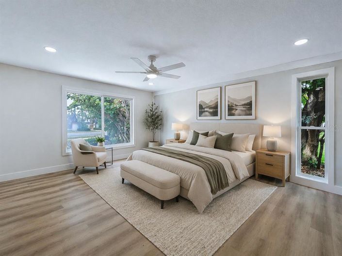 Image No.19-3 Bed Property for sale