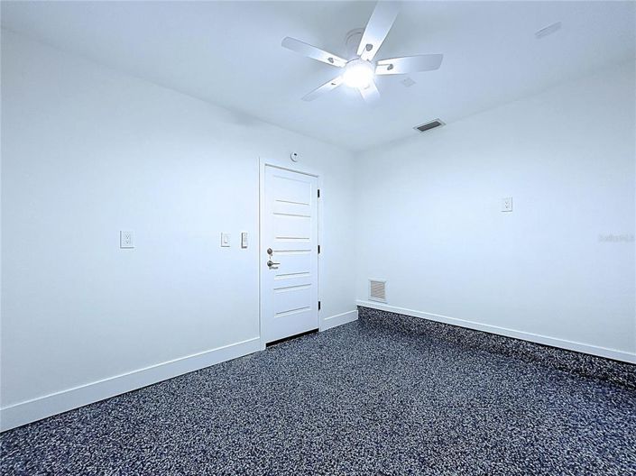 Image No.30-3 Bed Property for sale