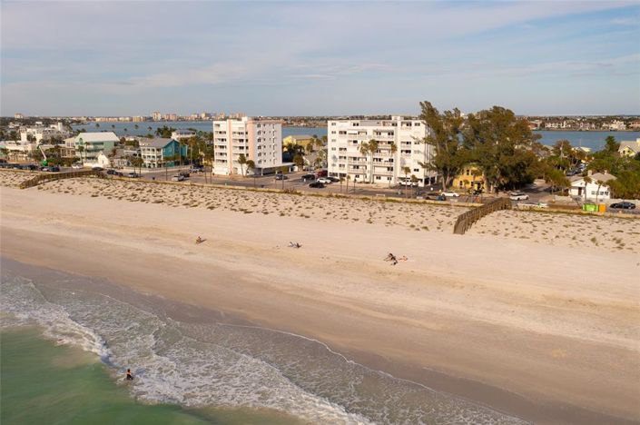 Image No.14-Propriété de 2 chambres à vendre à St. Pete Beach