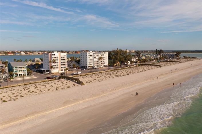 Image No.15-Propriété de 2 chambres à vendre à St. Pete Beach