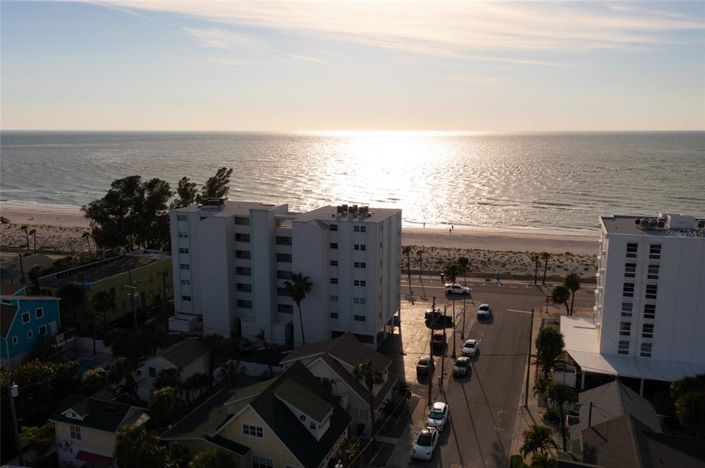 Image No.19-Propriété de 2 chambres à vendre à St. Pete Beach