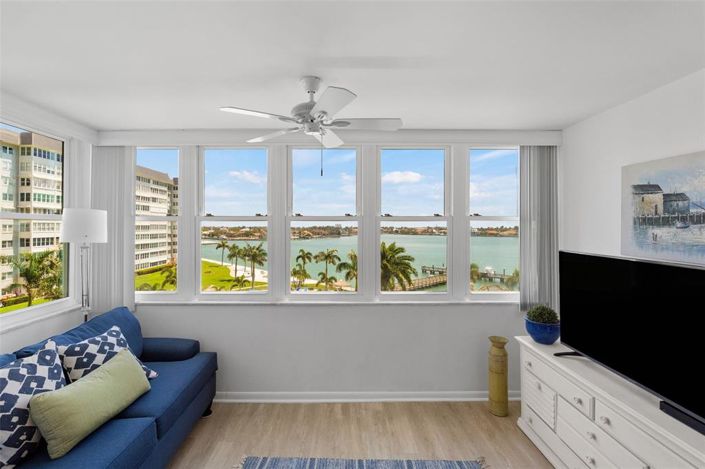 Image No.16-Propriété de 1 chambre à vendre à St. Petersburg