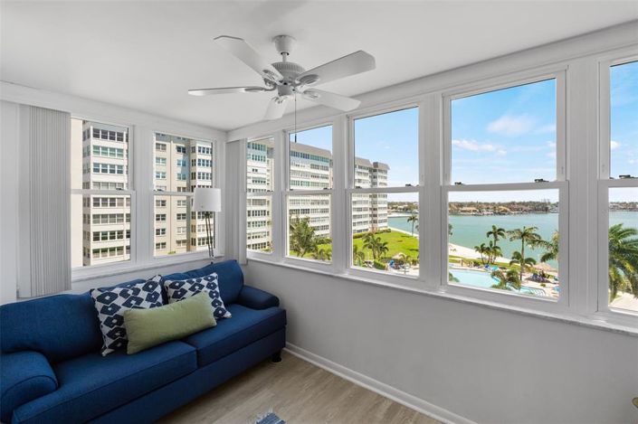 Image No.17-Propriété de 1 chambre à vendre à St. Petersburg