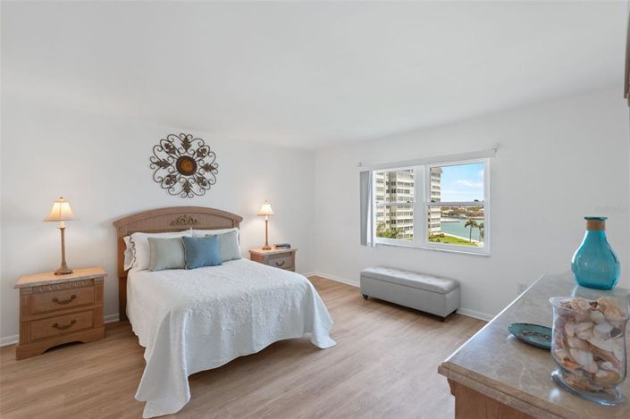 Image No.20-Propriété de 1 chambre à vendre à St. Petersburg