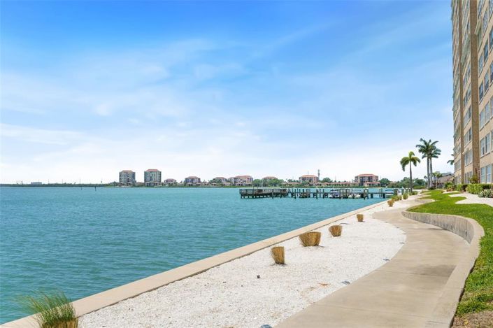 Image No.31-Propriété de 1 chambre à vendre à St. Petersburg