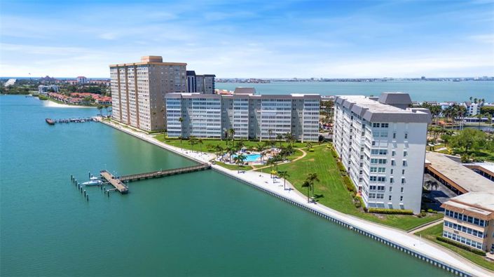 Image No.38-Propriété de 1 chambre à vendre à St. Petersburg